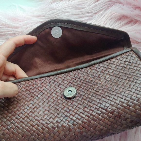 3/$20 chestnut basket weave clutch - Picture 6 of 6